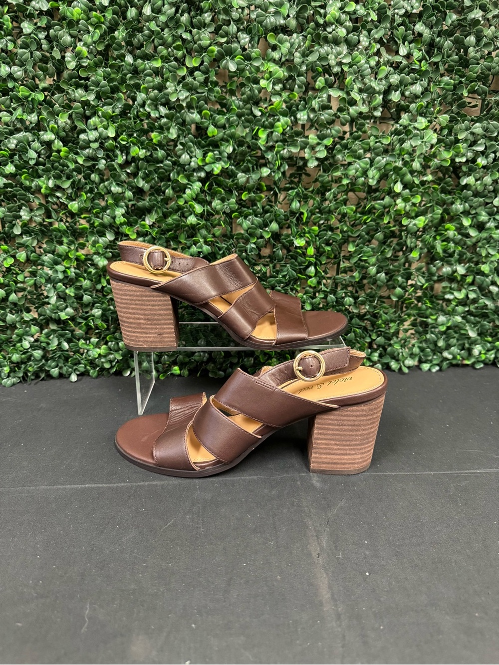 Violet & Red Tamyra Heel - 8.5